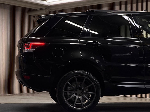 Land Rover Range Rover 12 of 26