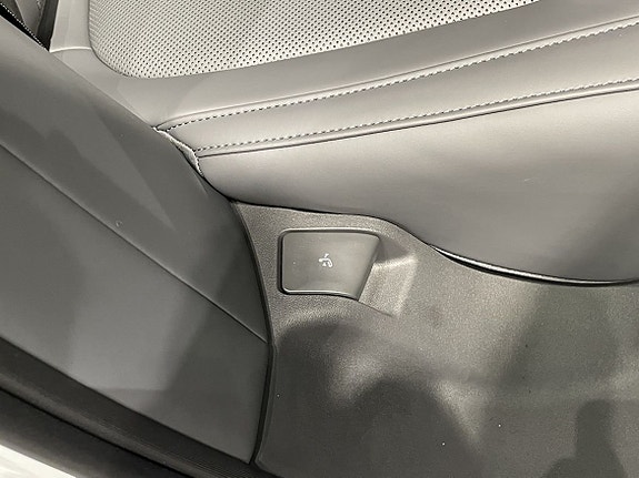 XPeng G6 20 of 27