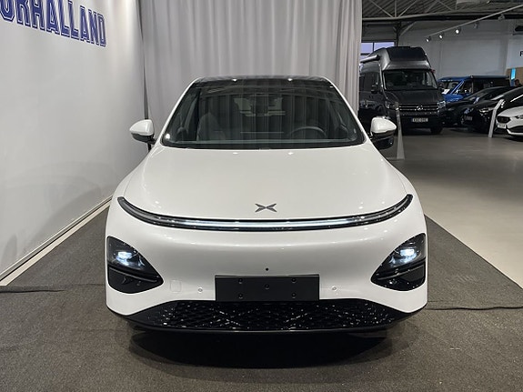 XPeng G6 2 of 27