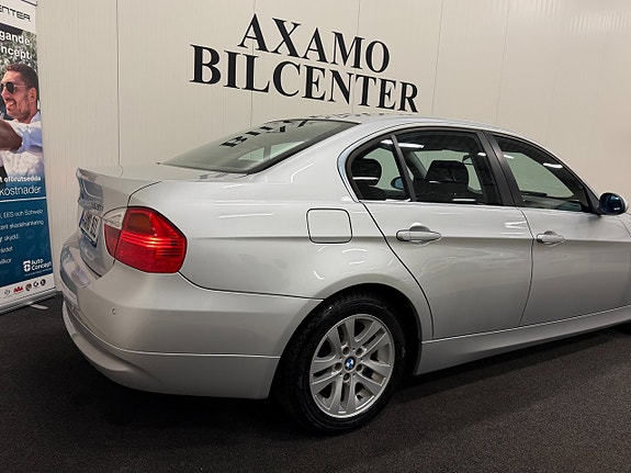 BMW 325i 6 of 14