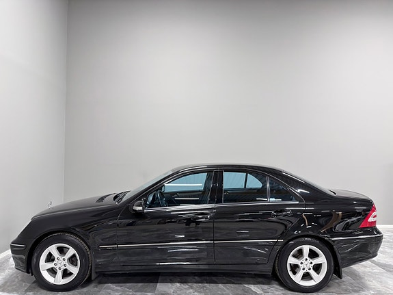 Mercedes-Benz C180 5 of 5