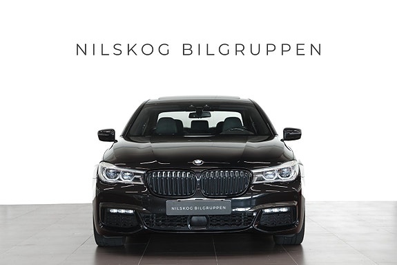 BMW 740i 2 of 22