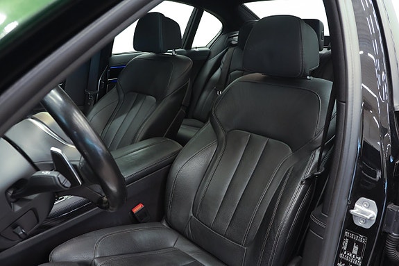 BMW 740i 19 of 25
