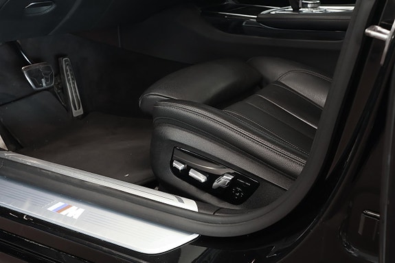BMW 740i 19 of 22