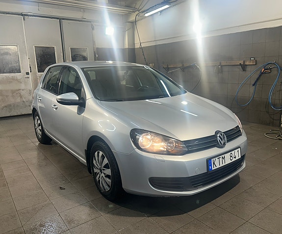 Volkswagen Golf VI 3 of 20