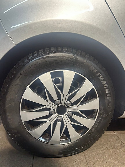 Volkswagen Golf VI 11 of 20