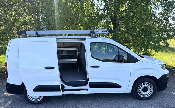 Peugeot Partner 2 of 5