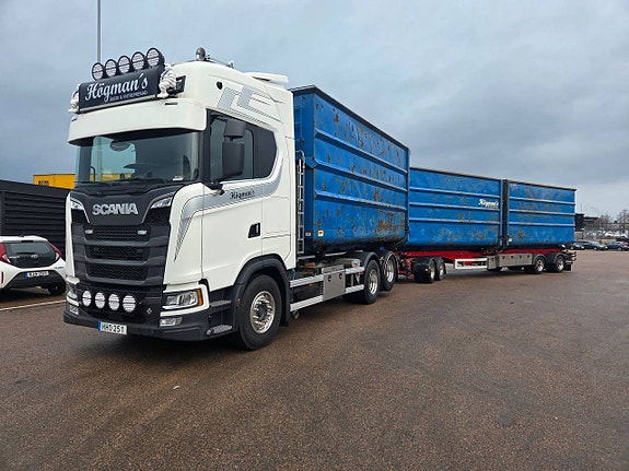 Komplett lastväxlarekipgae - Scania S660 & 4-axl Mjölbyvagn