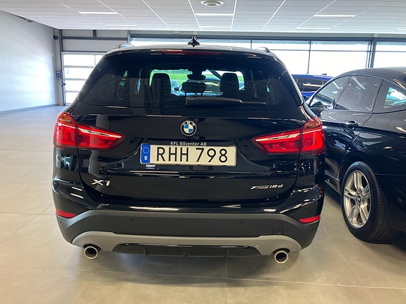 BMW X1 3 of 4