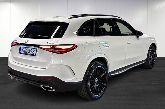 Mercedes-Benz GLC300 de 4 of 5