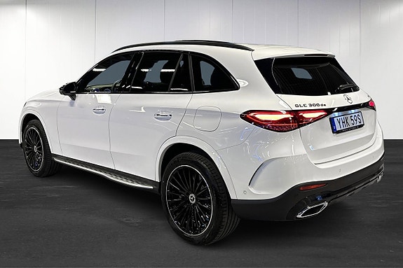 Mercedes-Benz GLC300 de 3 of 5