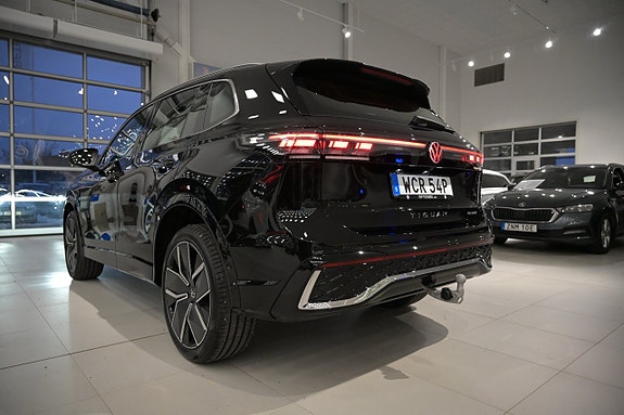 Volkswagen Tiguan 8 of 29
