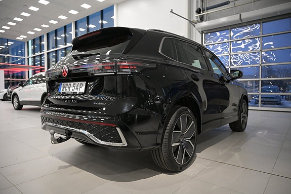 Volkswagen Tiguan 10 of 29