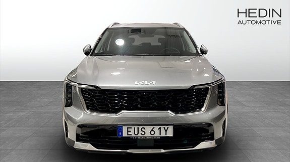 Kia Sorento 2 of 5