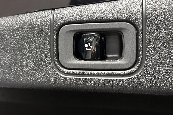 Mercedes-Benz E300 de 22 of 25