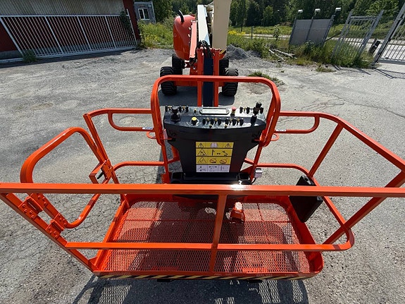 JLG 510AJ Vikbomslift – 17,8 m – 4x4 – Nybesiktigad – 2015 3 of 5
