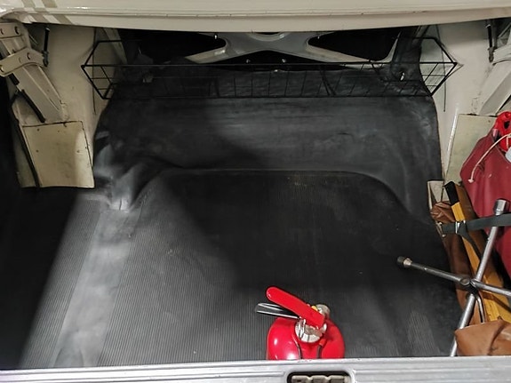 Volvo 144 6 of 10