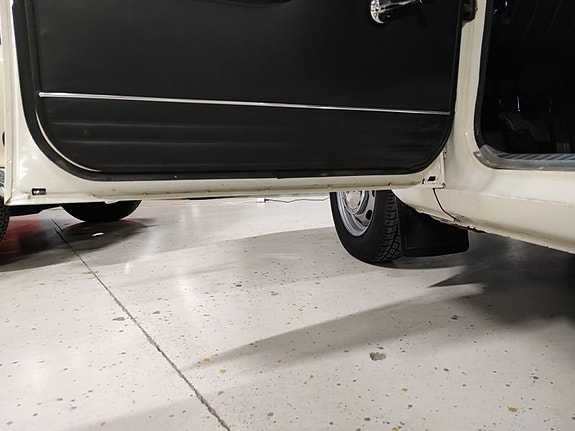 Volvo 144 9 of 10