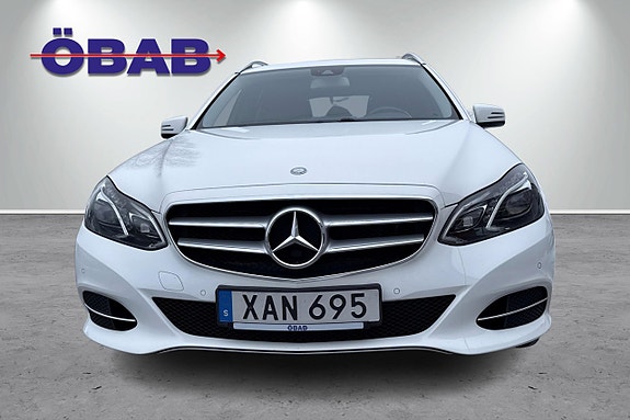 Mercedes-Benz E250 2 of 5