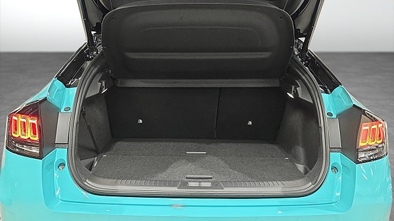 Nissan Leaf 11 of 11