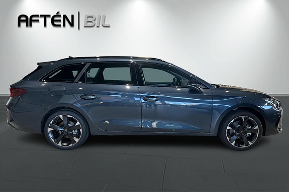 Cupra Leon 7 of 25