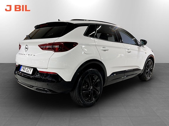 Opel Grandland 3 of 5