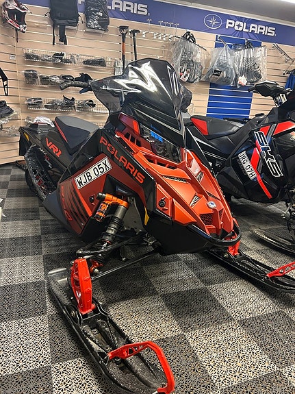 Polaris 850 Indy VR1 Dynamix 137