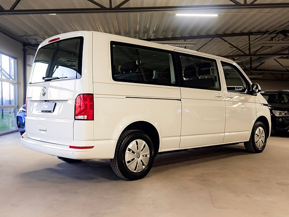 Volkswagen Caravelle 3 of 25
