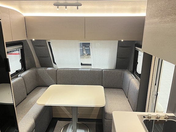 Adria ALTEA 502 UL (60 Year Edition+Långbäddar+Golvvärme) 12 of 24