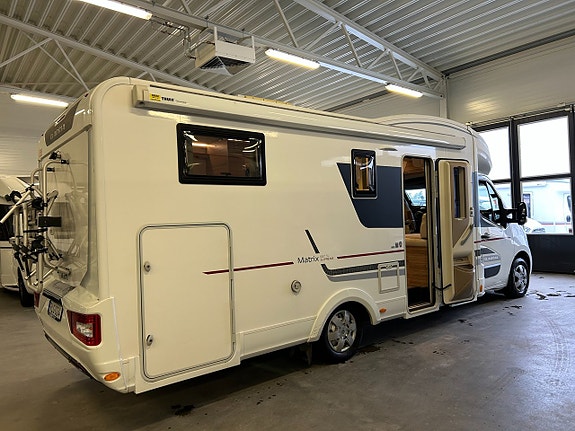 Adria Matrix Supreme 687 SL /ALDE/Solcell/Taksäng/Kedja/5 bältad/ 3 of 25