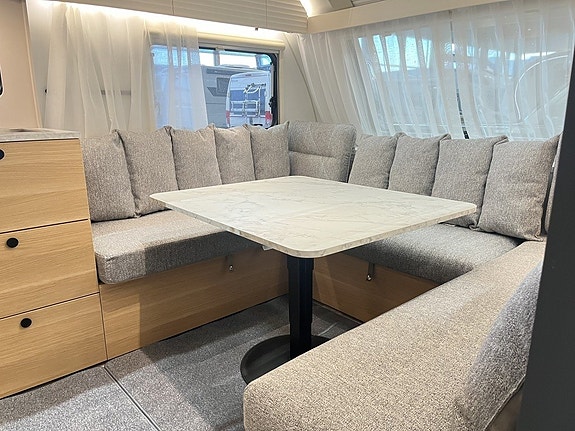 Adria ADORA 663 UT (ALDE+Pluspaket+Boogie+Golvvärme) 10 of 28