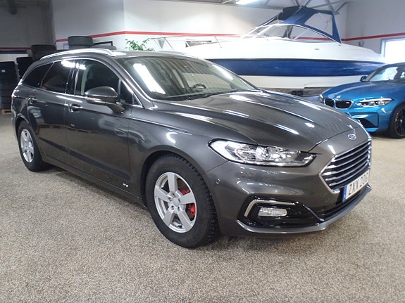 Ford Mondeo 2 of 5