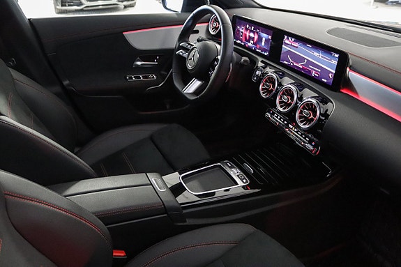 Mercedes-Benz CLA200 15 of 19