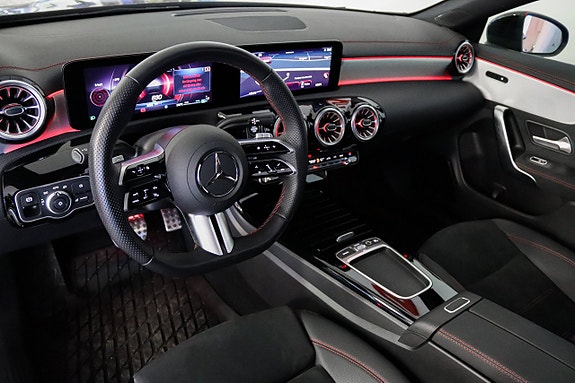 Mercedes-Benz CLA200 7 of 19