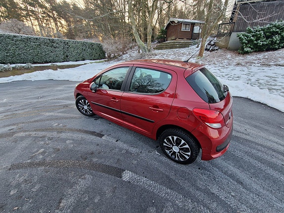 Peugeot 207 4 of 5