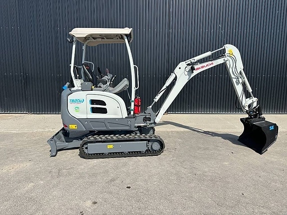 Takeuchi TB 20 E 3 of 5
