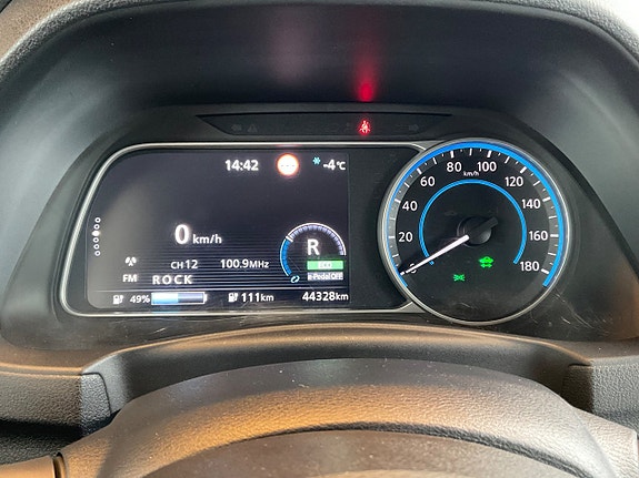 Nissan Leaf 14 of 15