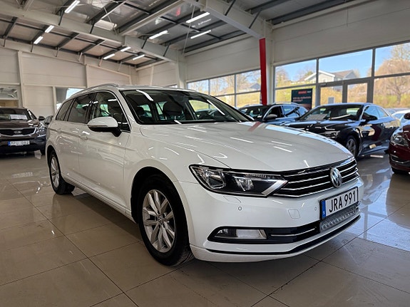 Volkswagen Passat 3 of 5