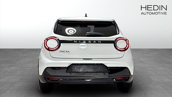 Nissan Micra 7 of 9