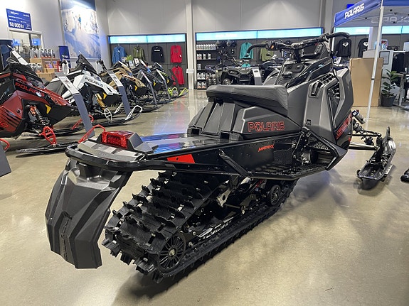 Polaris 850 INDY XCR 136" 3 of 4