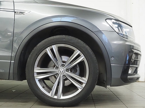 Volkswagen Tiguan 8 of 27