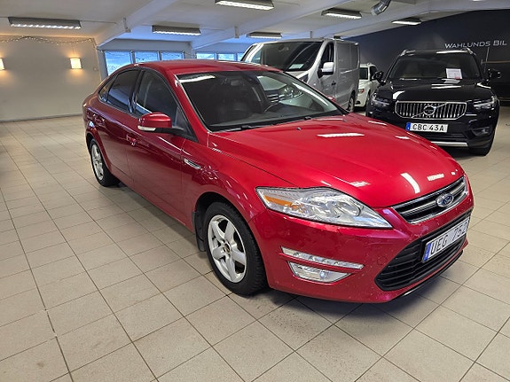 Ford Mondeo 24 of 28