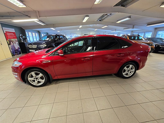 Ford Mondeo 2 of 5
