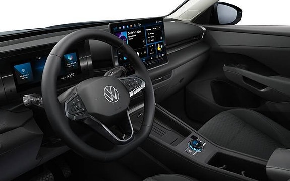 Volkswagen T-Roc 3 of 5