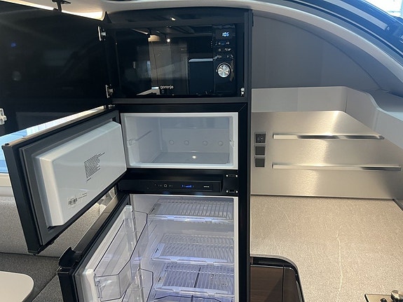 Adria ALPINA 903 HT (PÅ PLATS+ALDE+Micro+Ugn) 14 of 28