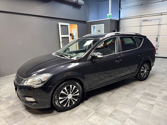 Kia Ceed 4 of 12