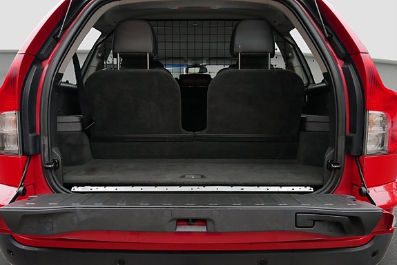 Volvo XC90 19 of 23