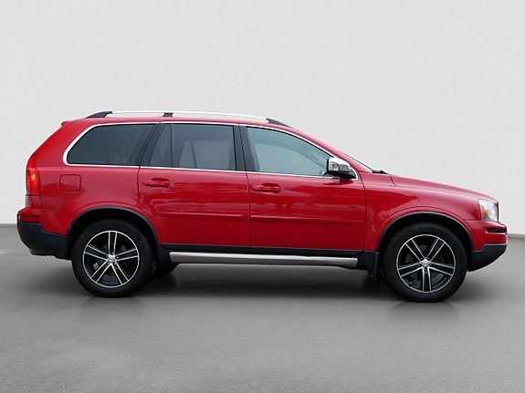 Volvo XC90 4 of 23