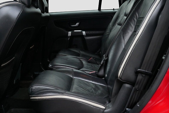 Volvo XC90 13 of 23
