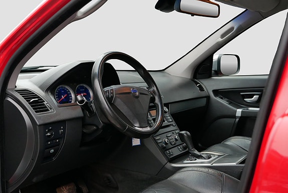Volvo XC90 14 of 23